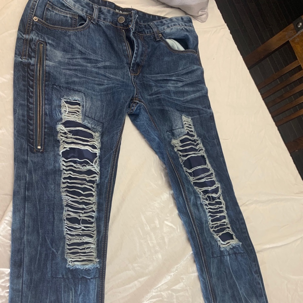 Ripped jeans